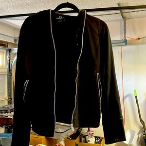 Scottevest Black Chole Glow hoodie